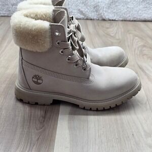 Timberland 6 Inch Premium Fur Collar Boots 200g Insulated Gray Womens 7 A21VT